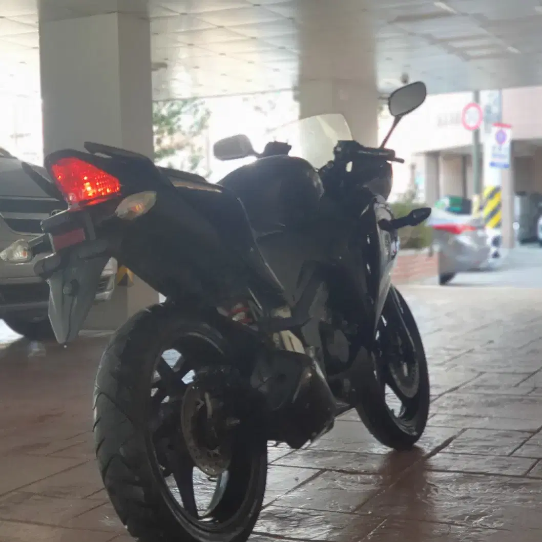 [혼다] CBR125 15년형 2만KM  깔끔한흑마차량 판매합니다