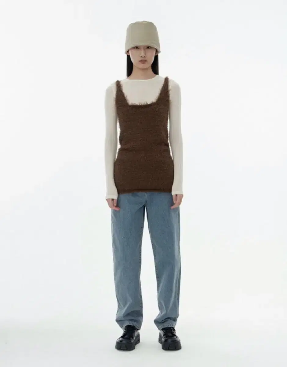 아모멘토 shaggy knit dress brown