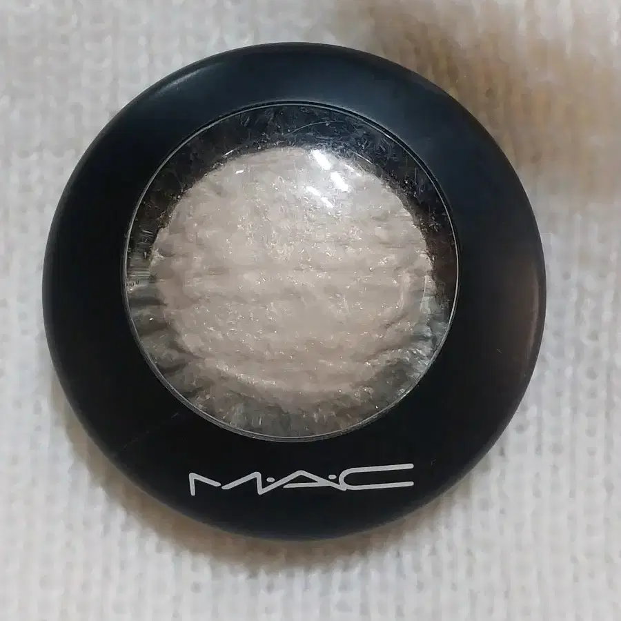 MAC - 미네랄라이즈 아이섀도우