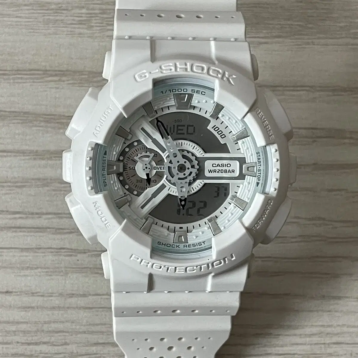 (지샥 브랜드 판매) G-SHOCK 빅페이스 화이트