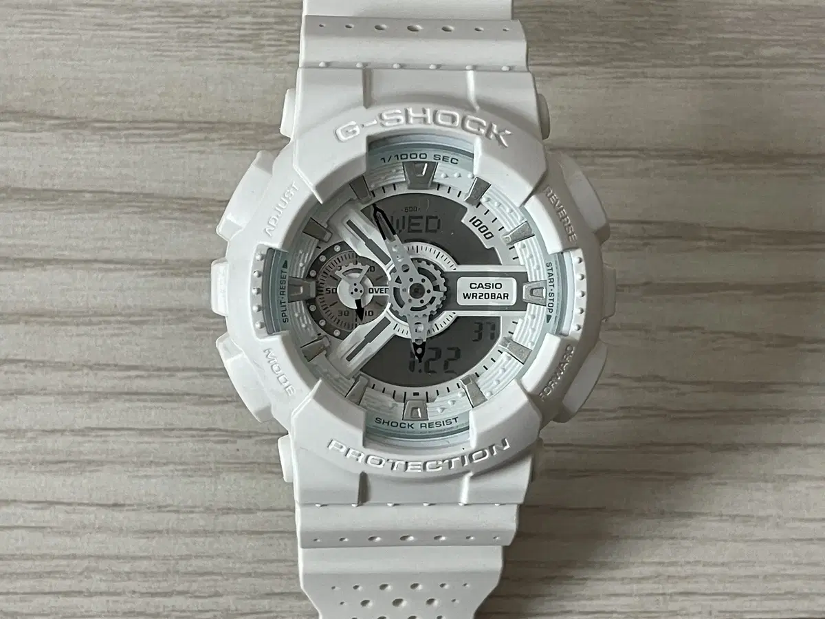 (지샥 브랜드 판매) G-SHOCK 빅페이스 화이트