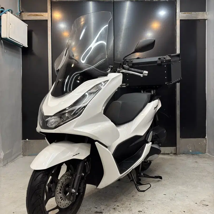 신차보증O 24년식 pcx125abs 3천km 신차급 풀옵션