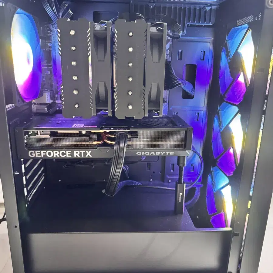 7800x3D, 4070TI SUPER, 32GB 게이밍 본체