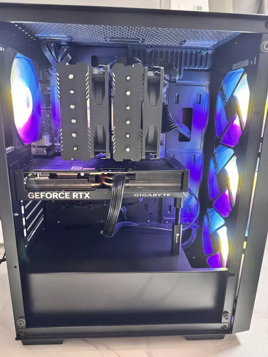 7800x3D, 4070TI SUPER, 32GB 게이밍 본체