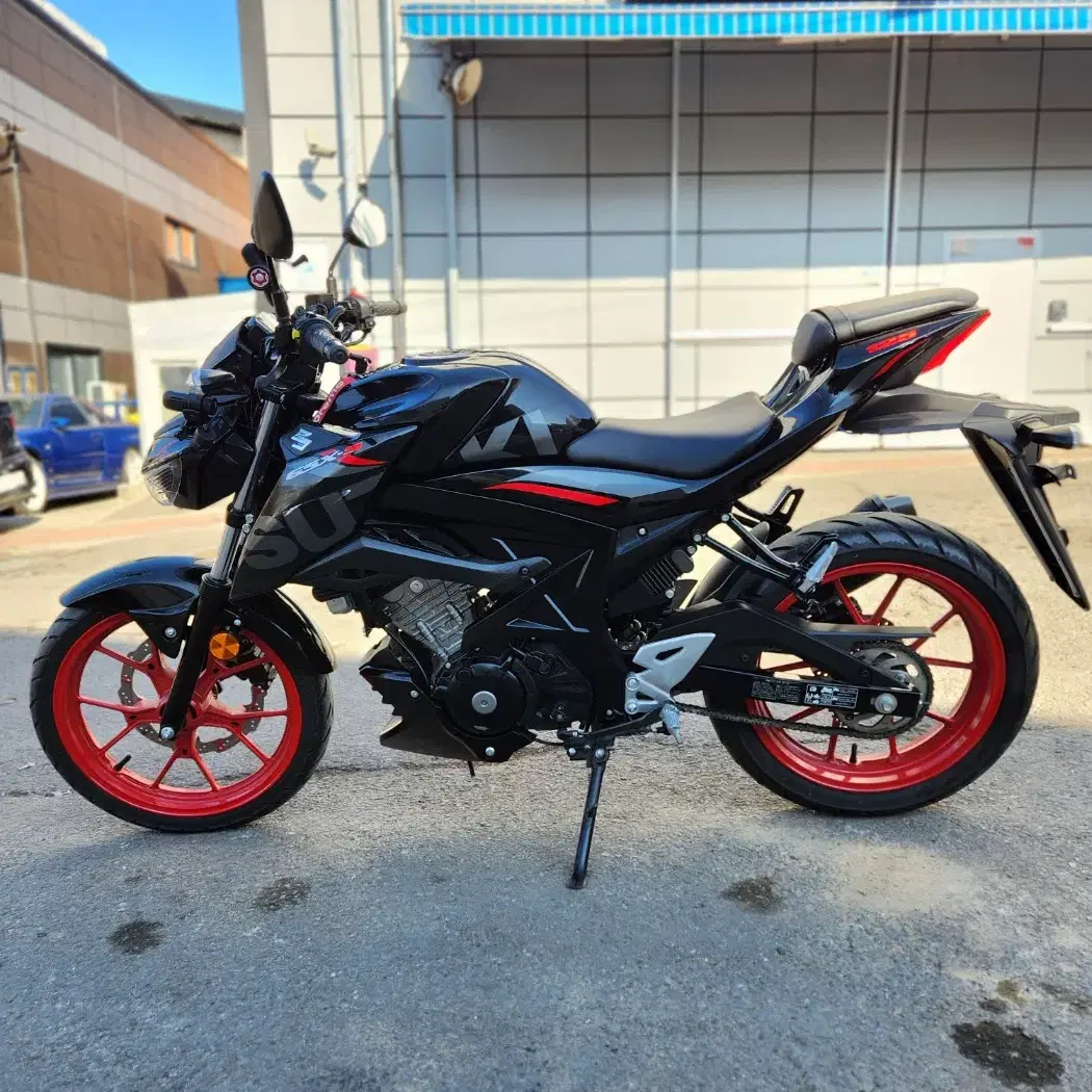 gsxs125 20년형 6천키로 블랙박스,신차급컨디션,깔끔한셋팅,점검완료