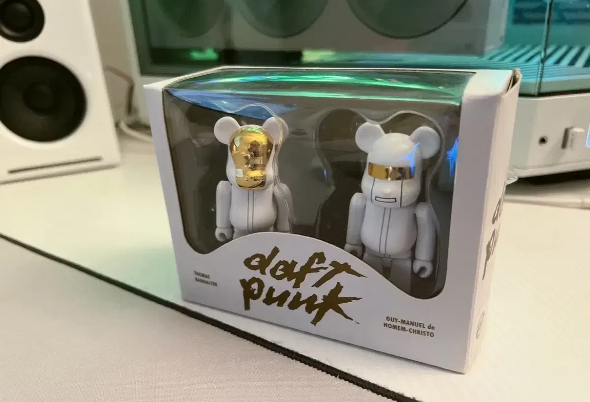 베어브릭 다프트펑크 BE@RBRICK 2개 세트 화이트수트