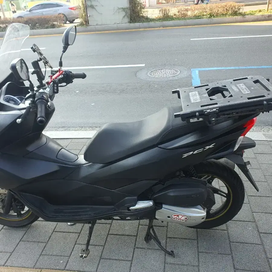 pcx  17년식팝니다