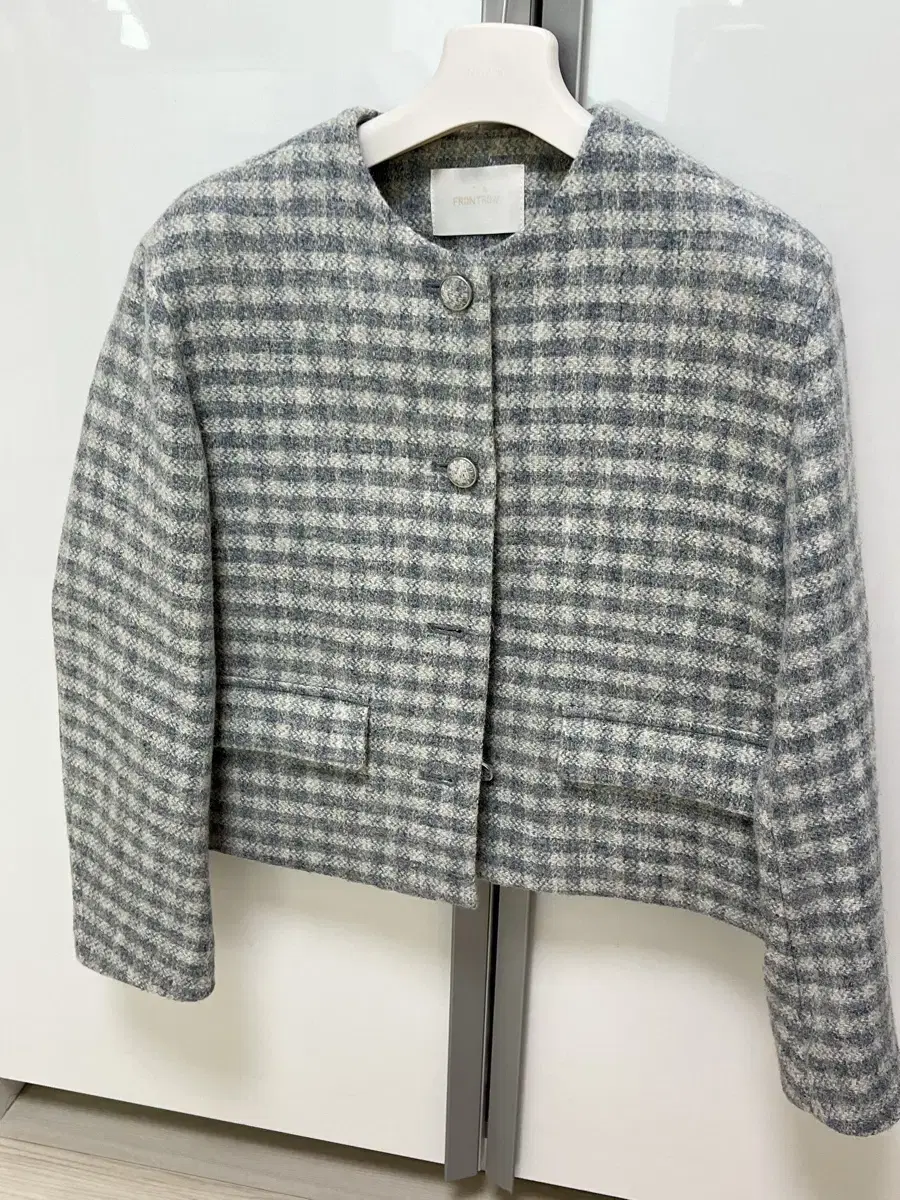 프론트로우  Checked Tweed Jacket + Skirt