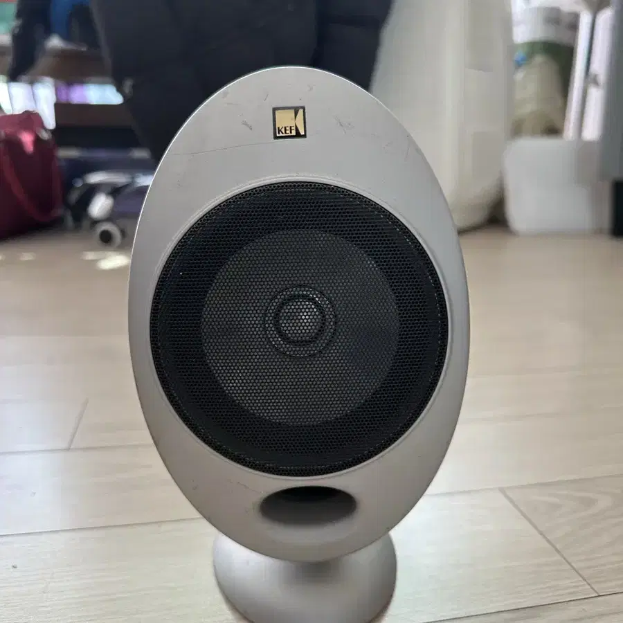 KEF HTS2001 위성 스피커 팝니다.