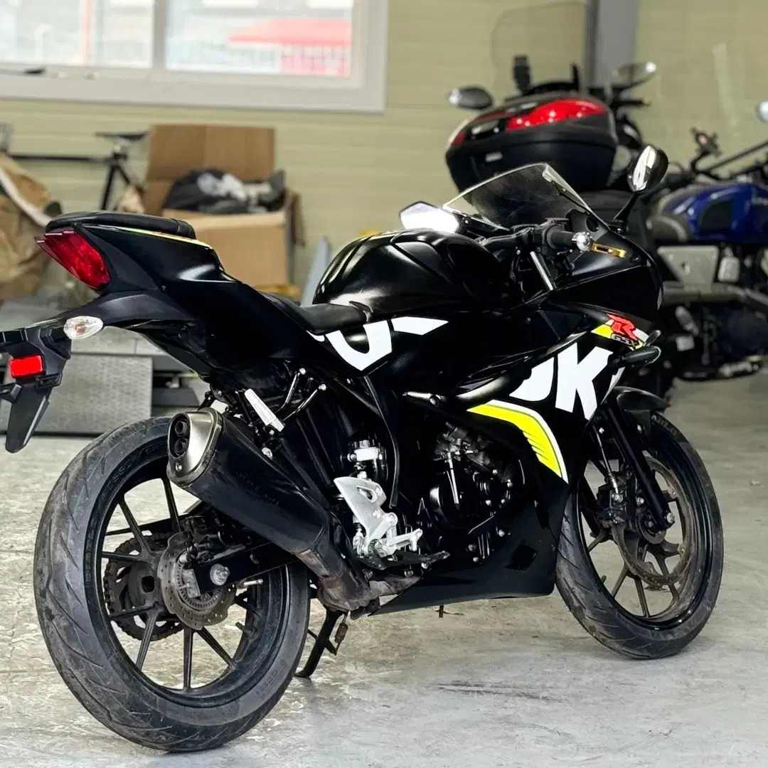 스즈키 GSXR 18년식 검노 데칼 차량 2만키로 시동주행 상급차량 판매