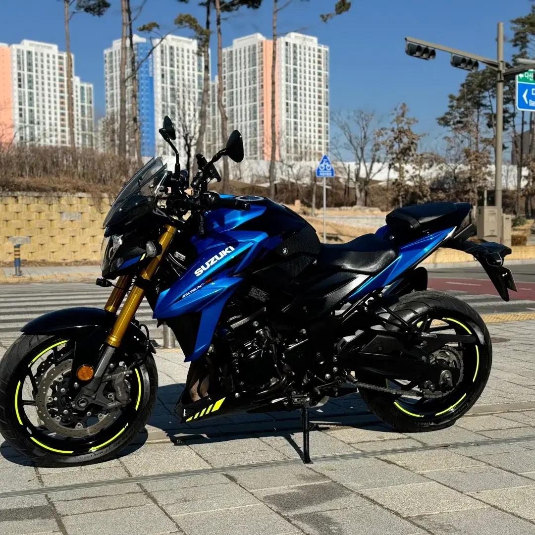 모토갤러리 스즈키 gsx s750 2021년식 판매 합니다.