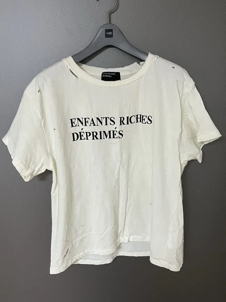 Enfants riches deprimes 로고티 (M)