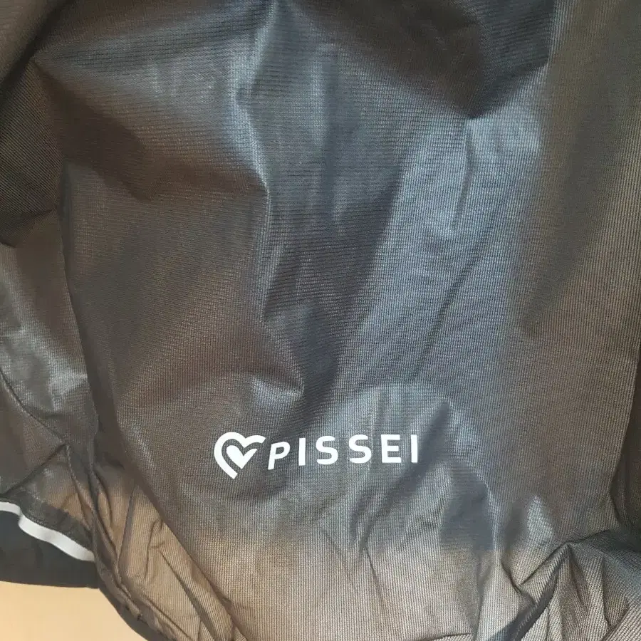 (새제품) 피세이 (PISSEI) 원드 자켓 M