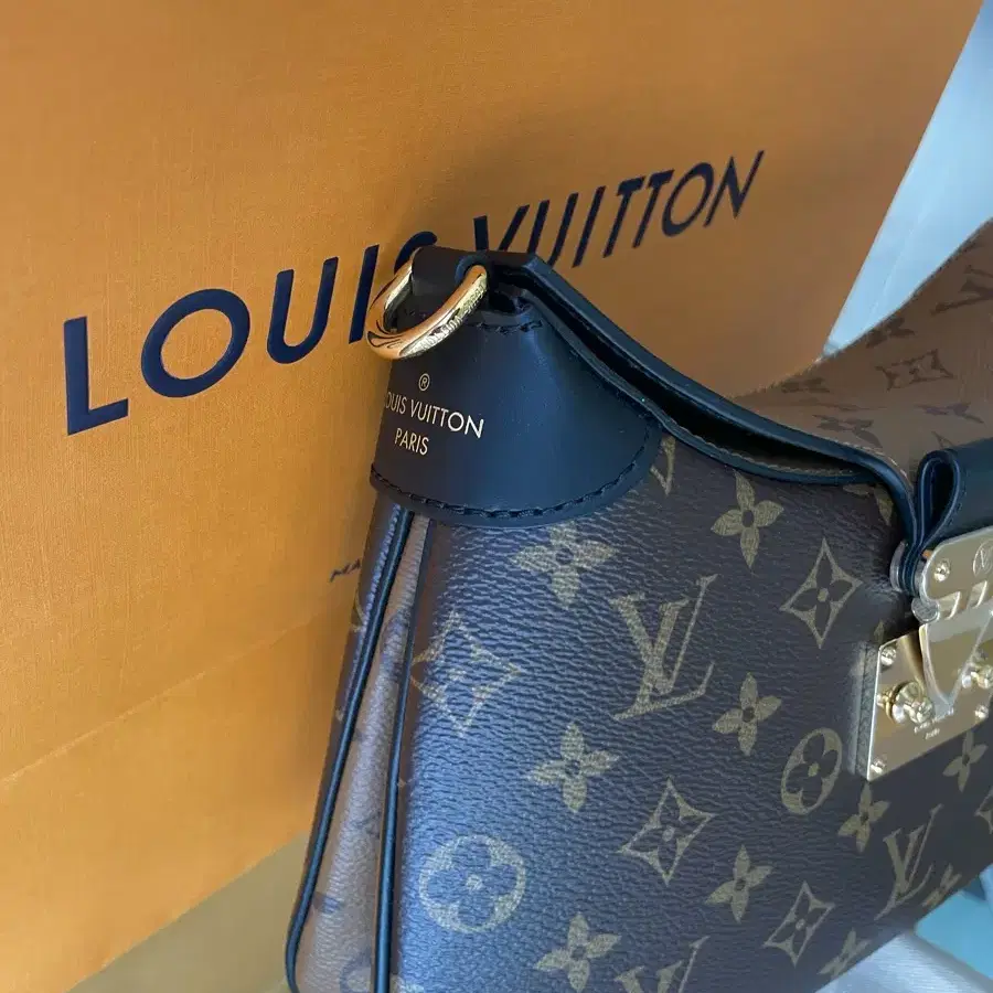 [LOUIS VUITTON] 루이비통 정품 새제품 트위니