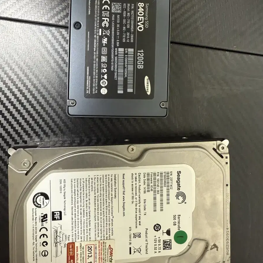 ssd 128gb hdd500gb 두개 만원이요