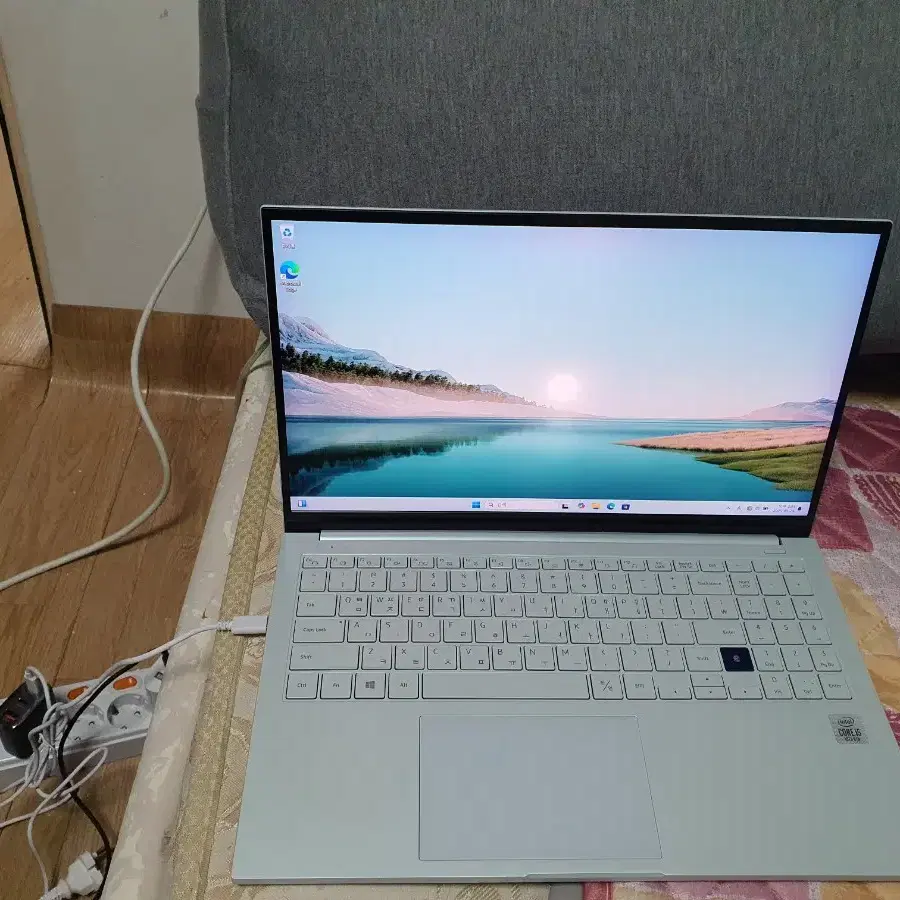 삼성 노트북 갤럭시북 이온 NT950XCR-A58A I5-10세대 S급