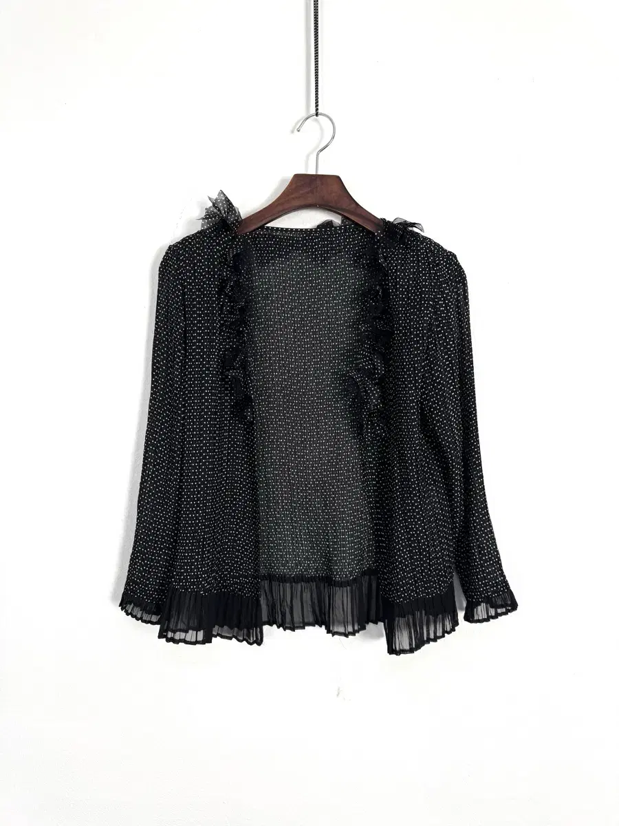 Vintage Polka Dot Ruffle Pleated Blouse