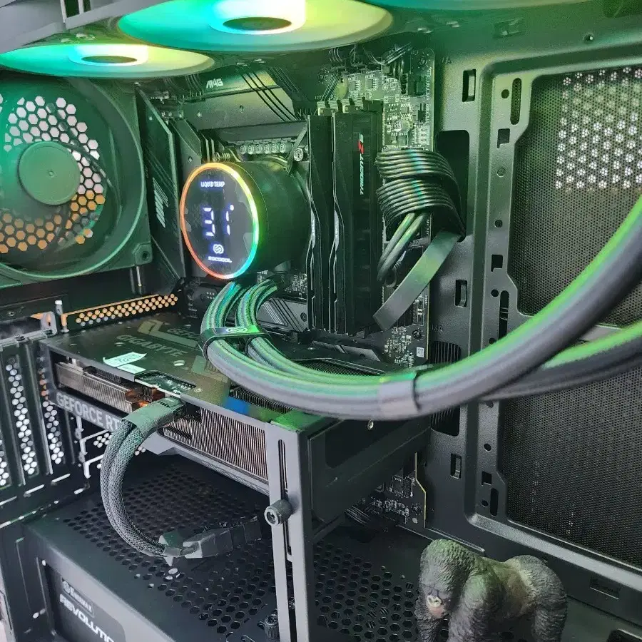 i7-14700f 4070ti 고사양 게이밍 컴퓨터 조립pc