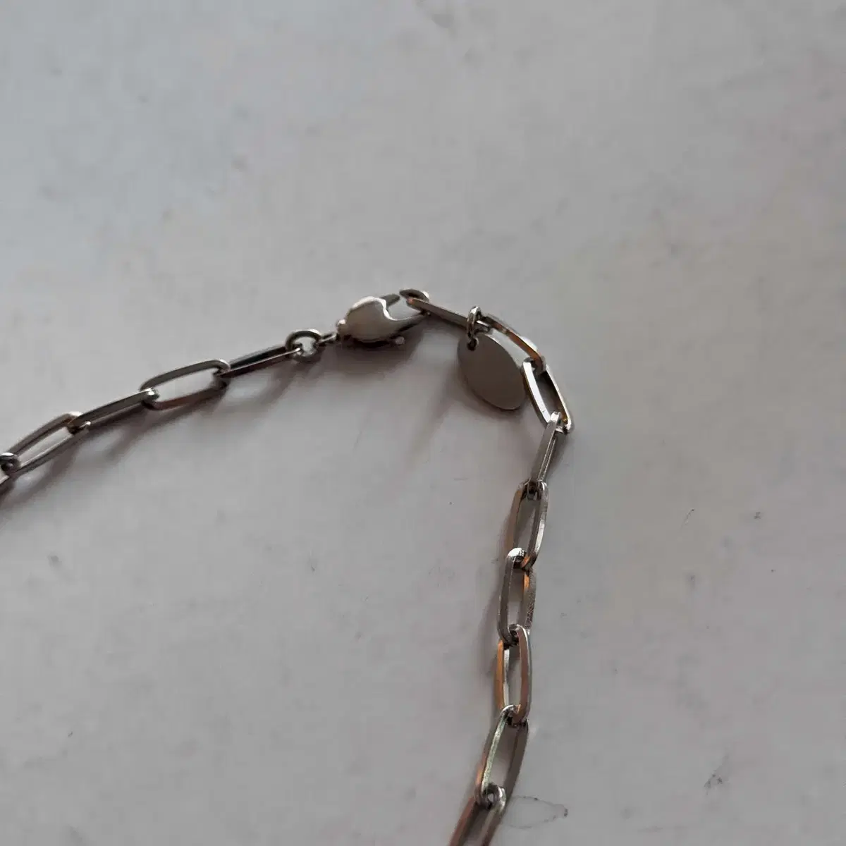 TOGA 토가 METAL MOTIF NECKLACE 메탈 모티브 목걸이