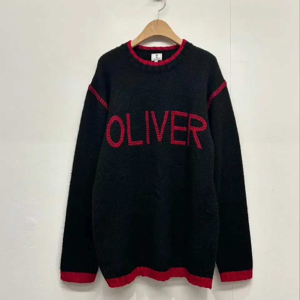 OLIVER by VALENTINO 니트