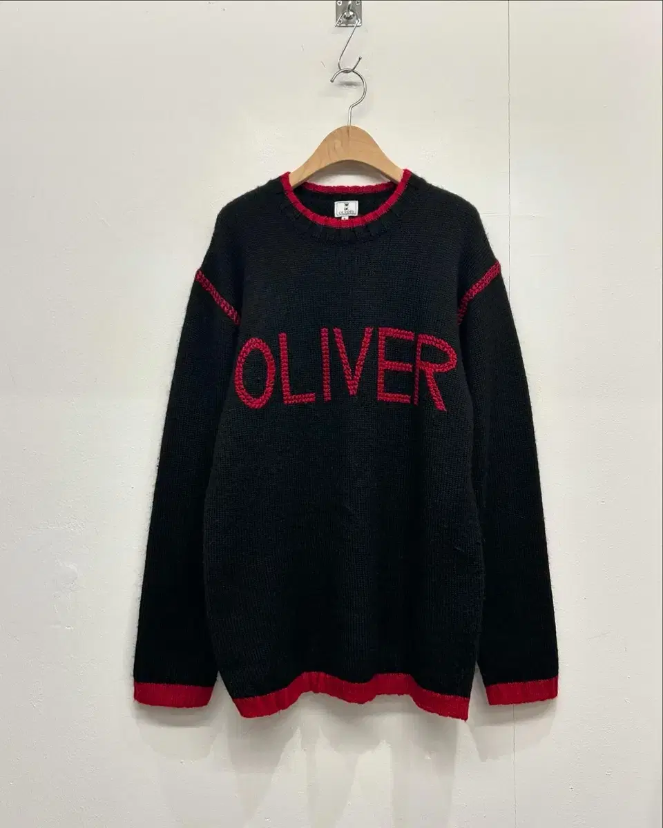 OLIVER by VALENTINO 니트