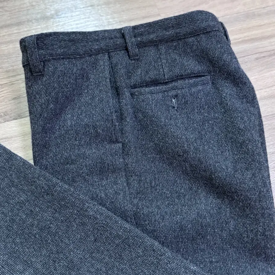 엣라코 울팬츠 신상 34사이즈 새상품 403 wool trousers