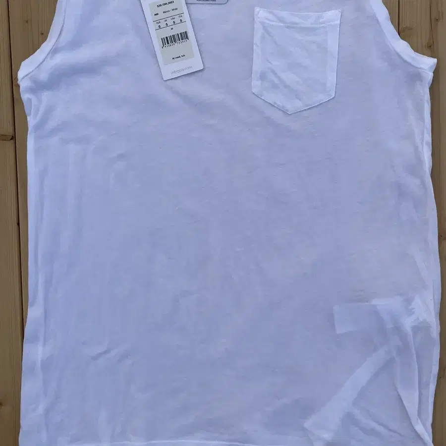 Intropiac Sleeveless