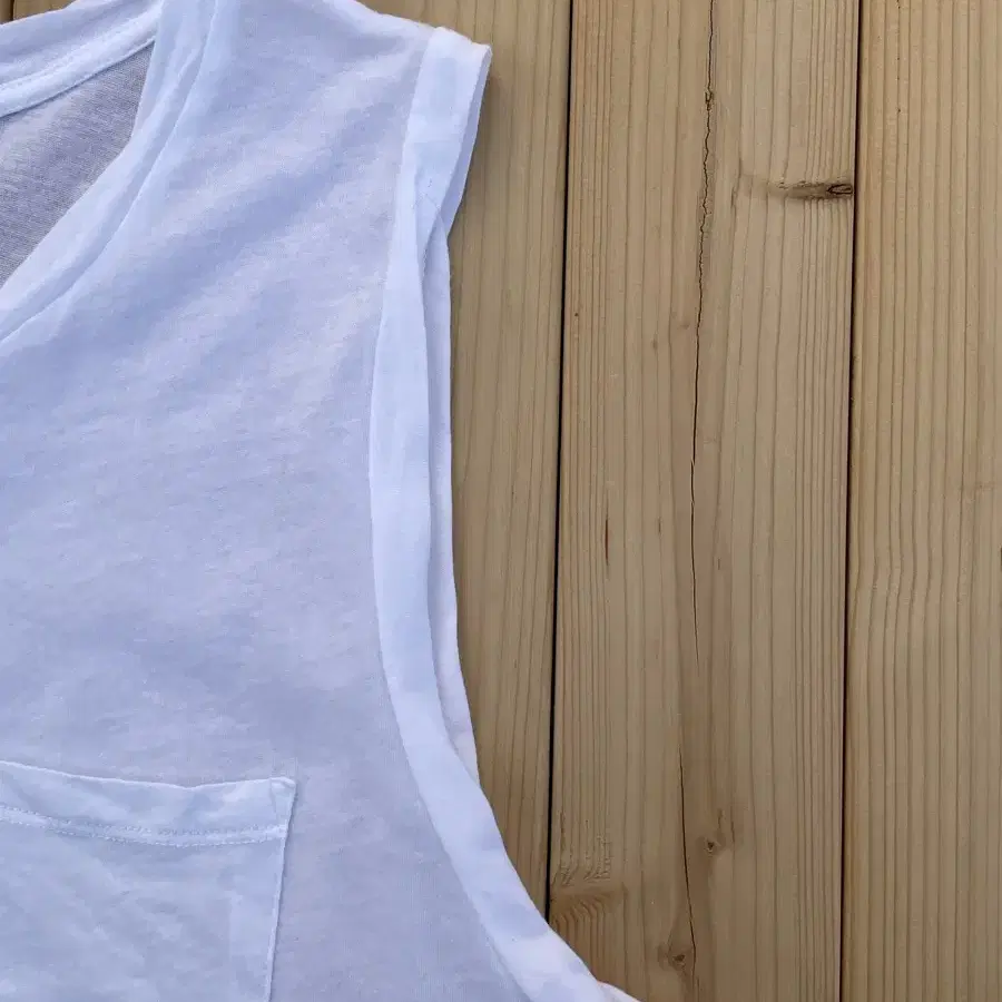 Intropiac Sleeveless