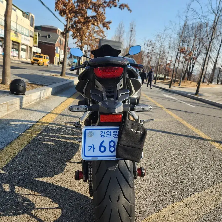 혼다 cbr650r 21년식 판매합니다