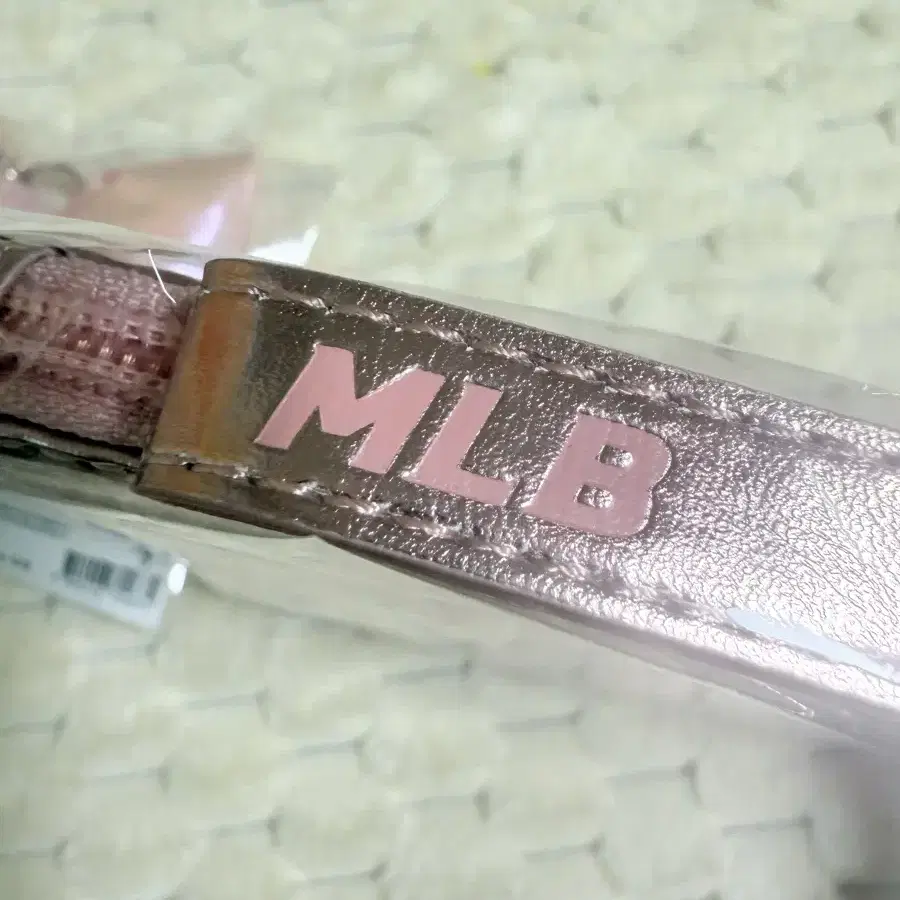 새상품) 바닐라코xMLB 콜라보 파우치 &리본키링 NY 화장품 파우치