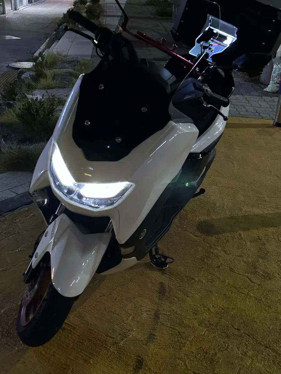 Nmax125