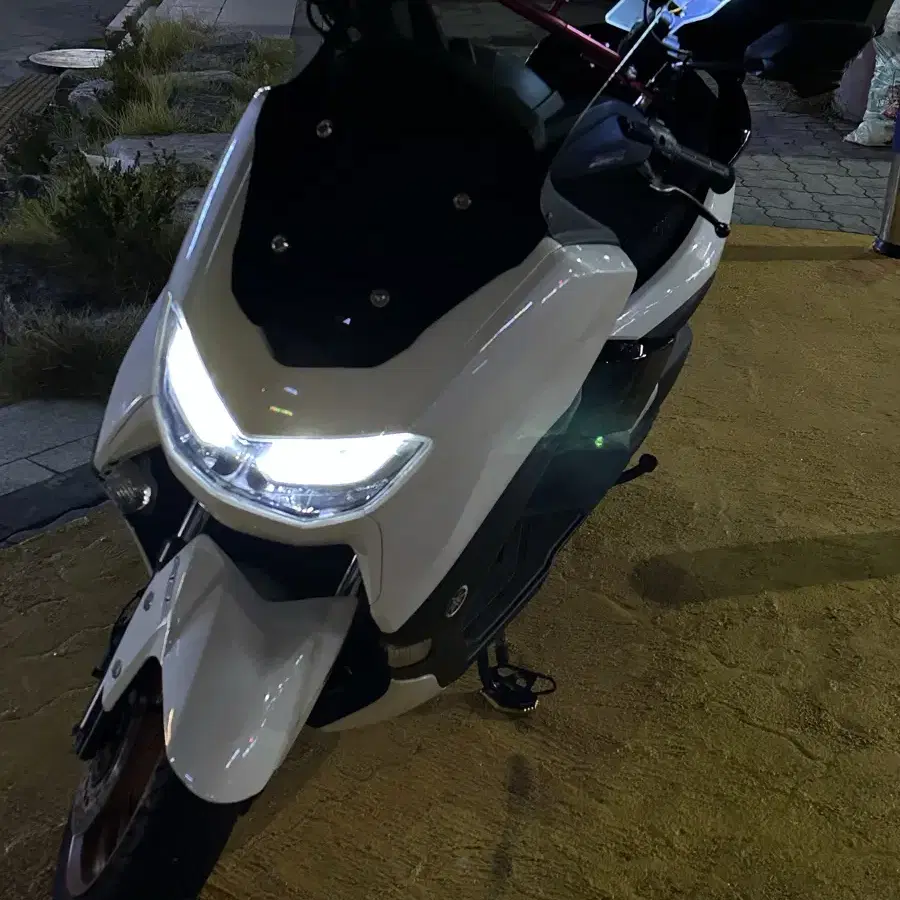 Nmax125