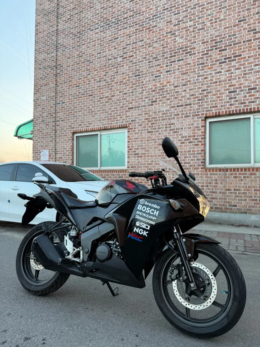 [점검완료]혼다 CBR125R 16년식 3만KM 블랙 이쁜바이크 팝니다!