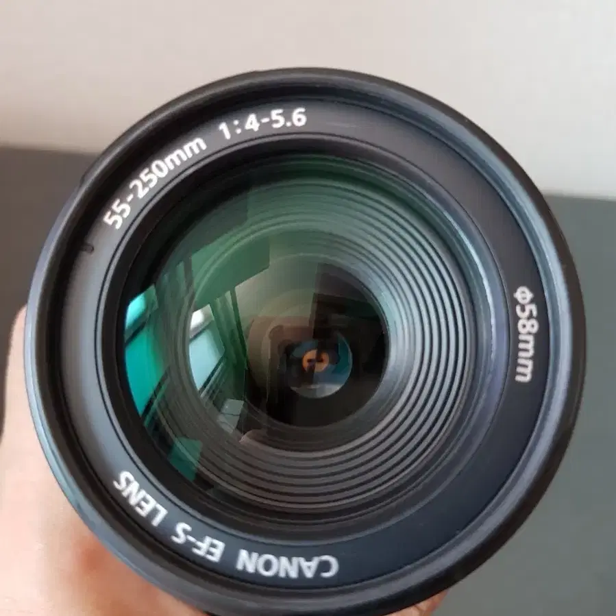 캐논 EF-S 55-250mm IS 손떨림방지기능 망원렌즈 판매합니다