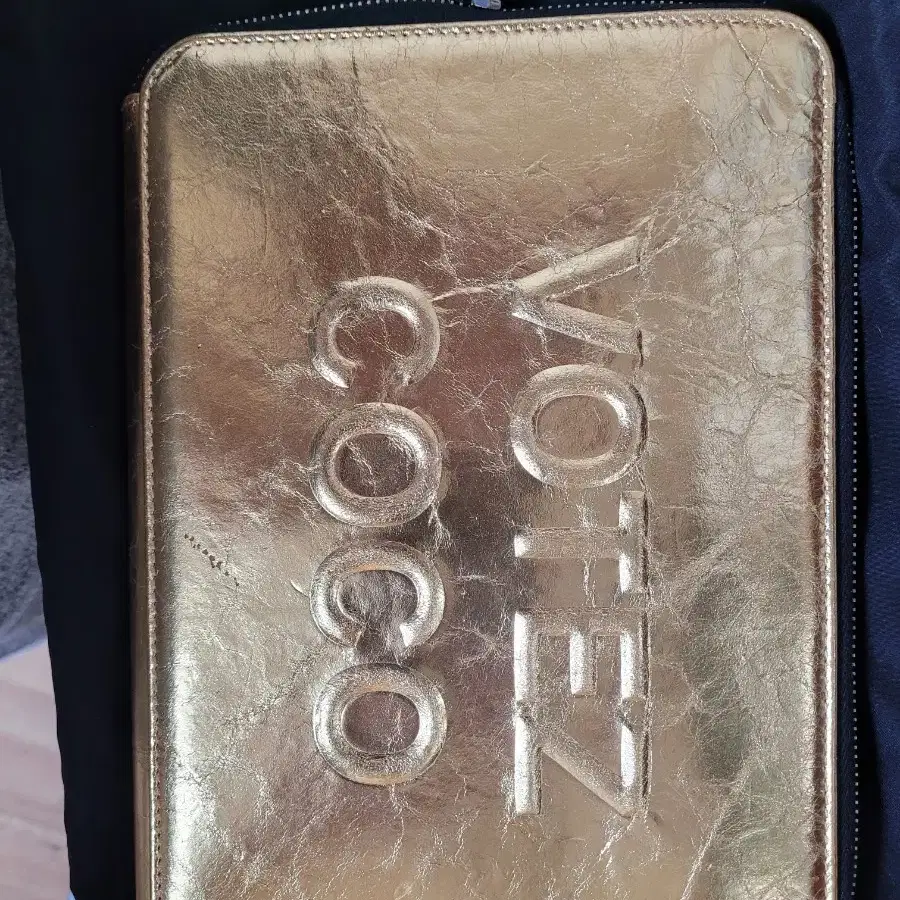 보떼즈코코 리미티드Votez Coco gold limited clutch