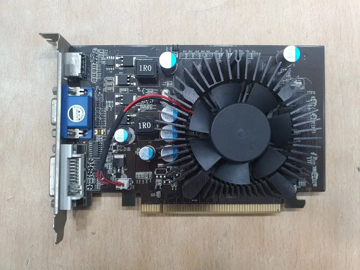 지포스 9500GT 512MB 그래픽카드