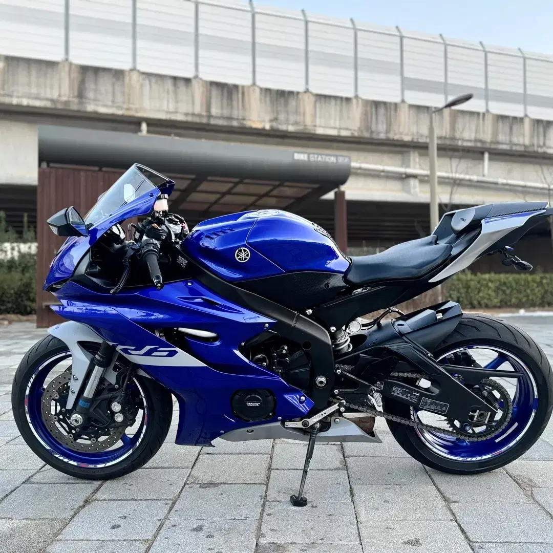 모토갤러리 야마하 yzf r6 2020년식 판매 합니다.