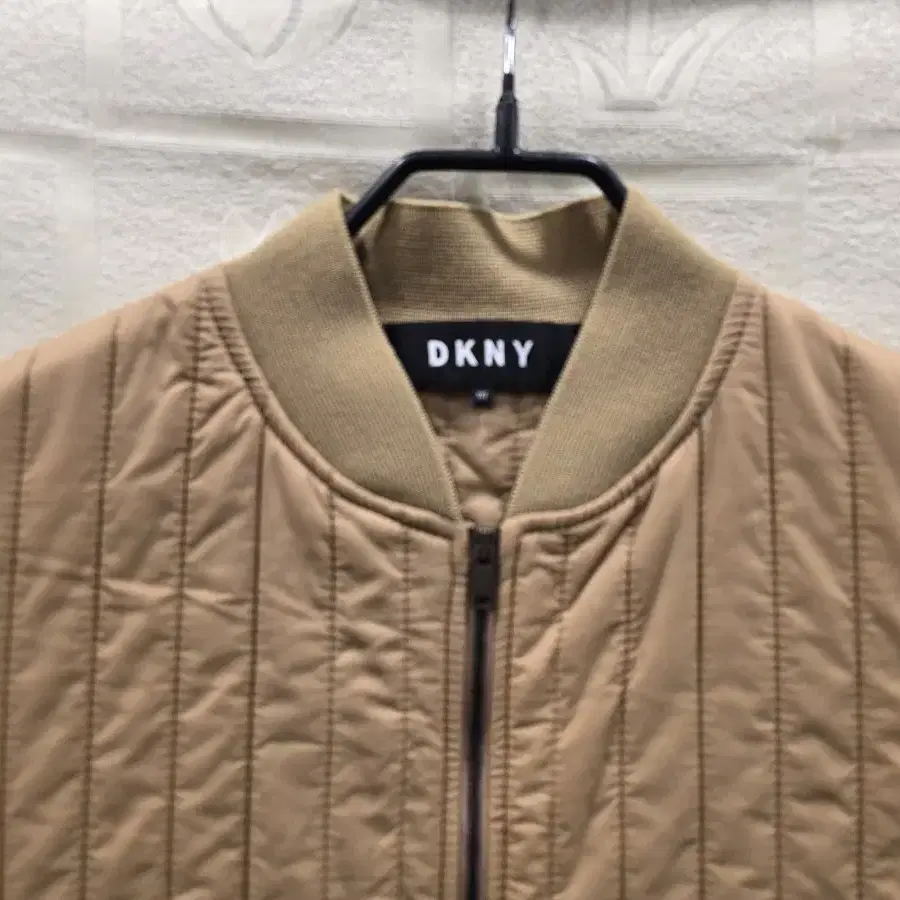 DKNY 경량패딩조끼 조끼 베스트 55~66