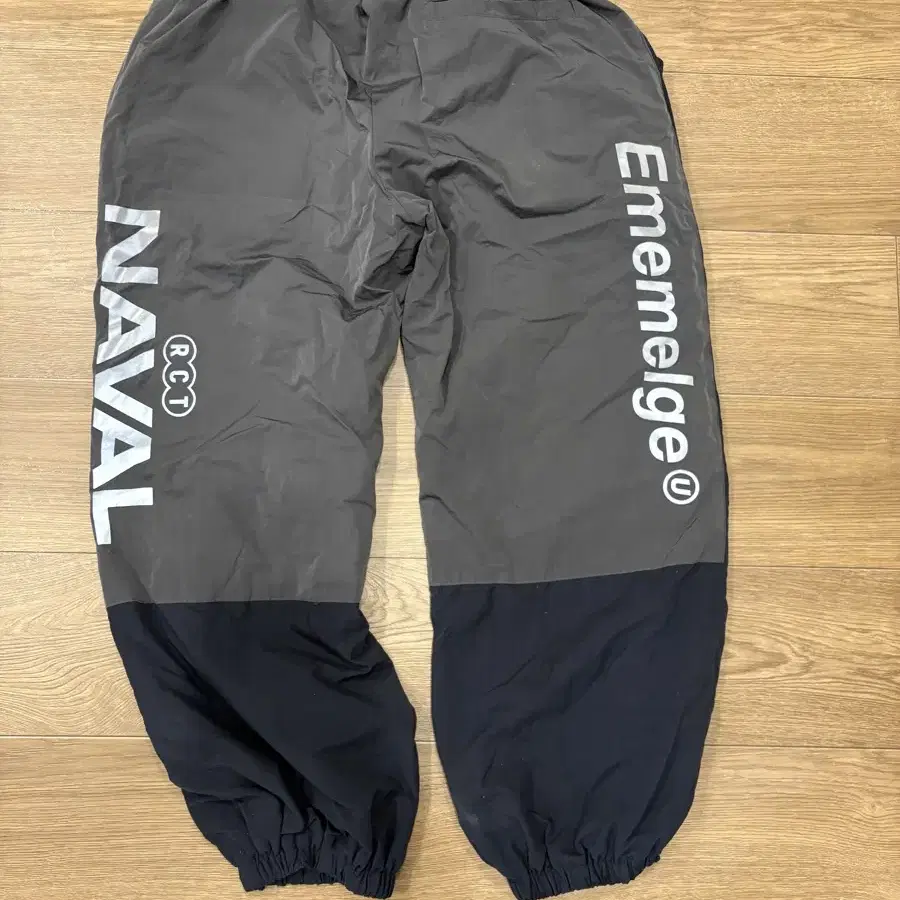 mmlg naval trackpants 트랙팬츠