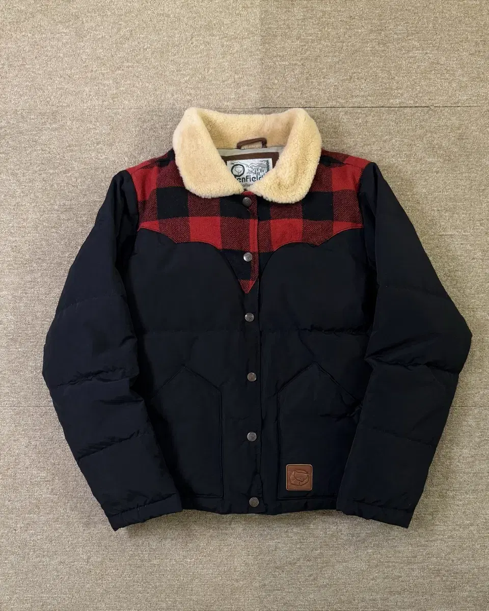 Penfield 록키마운틴 Christy type down jacket