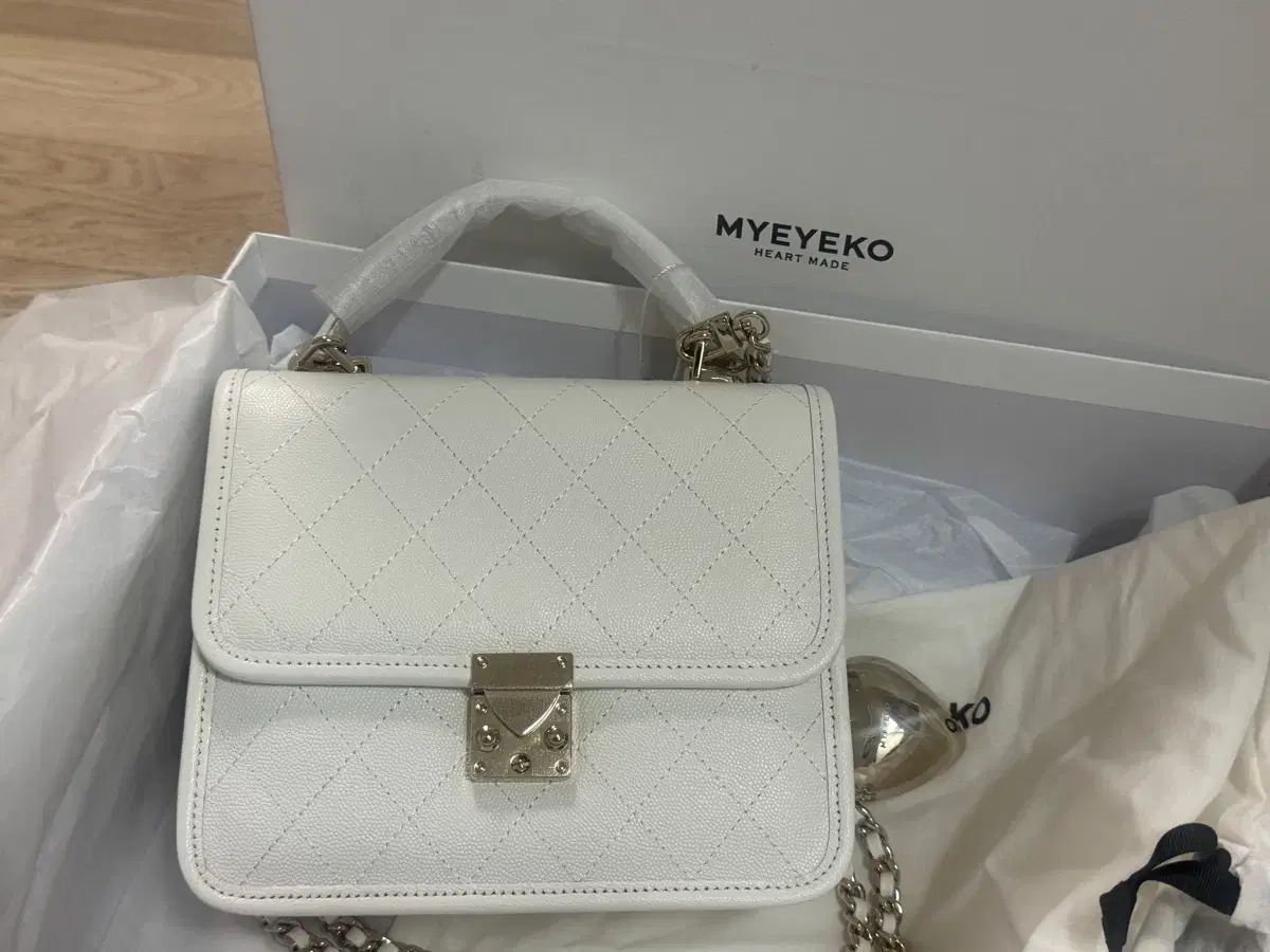 새상품)Myeyeko SOPHIA BAG 마이아이코 소피아백