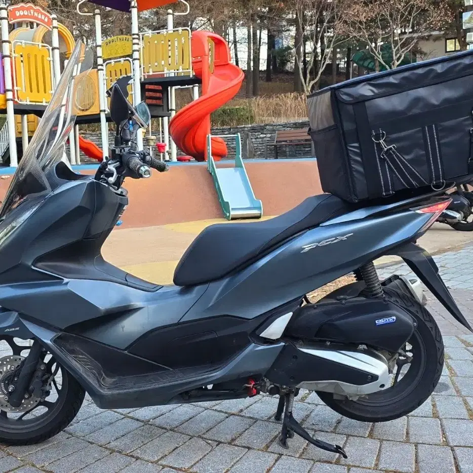 22년식 PCX125 ABS 배달세팅 팝니다