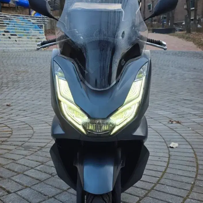 22년식 PCX125 ABS 배달세팅 팝니다