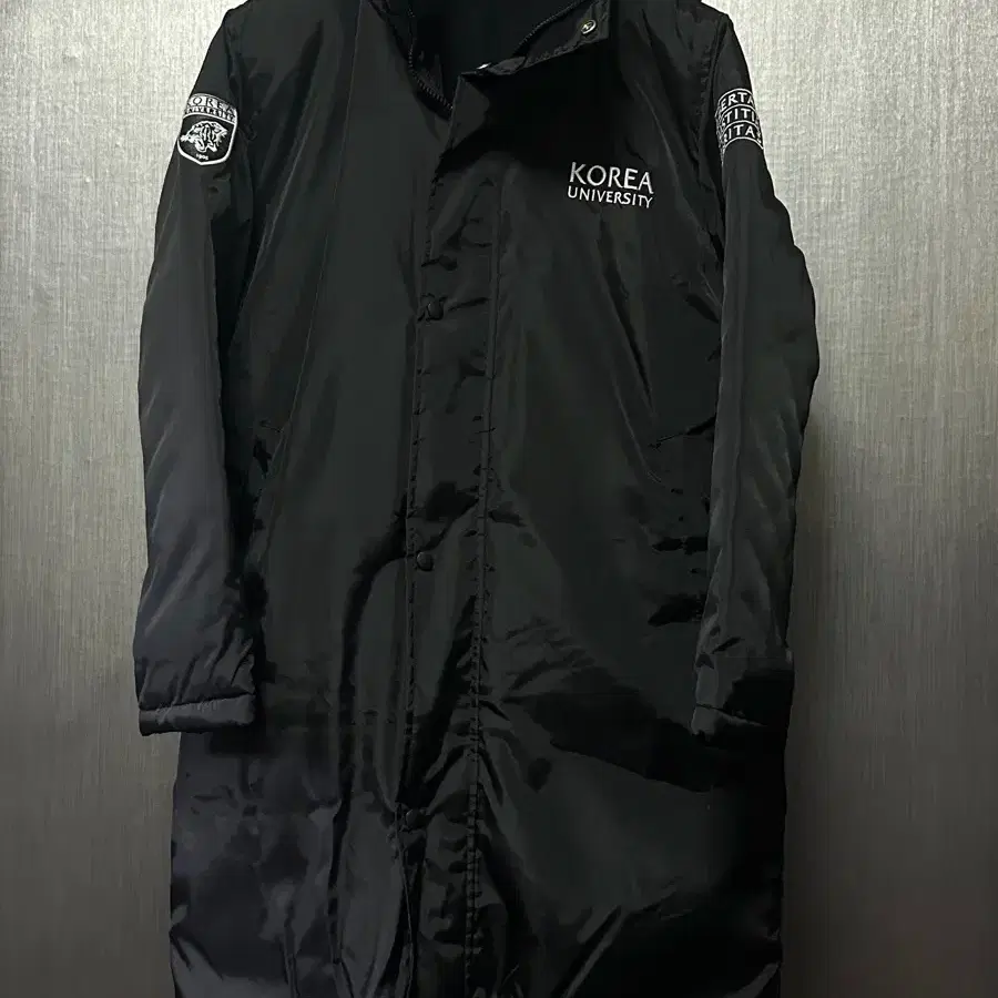 Korea University Unisex Dobbah New Product #고려대학교과잠,#고려대학교돕바,#고대롱패딩,#고대돕바,# 고려대학교패딩 on Bunjang Global Site.