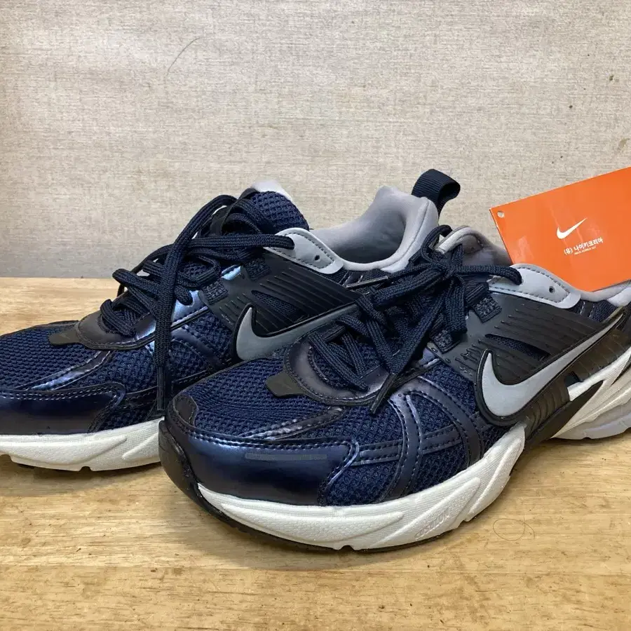 나이키 v2k 런 Nike V2K Run 남 사이즈 265