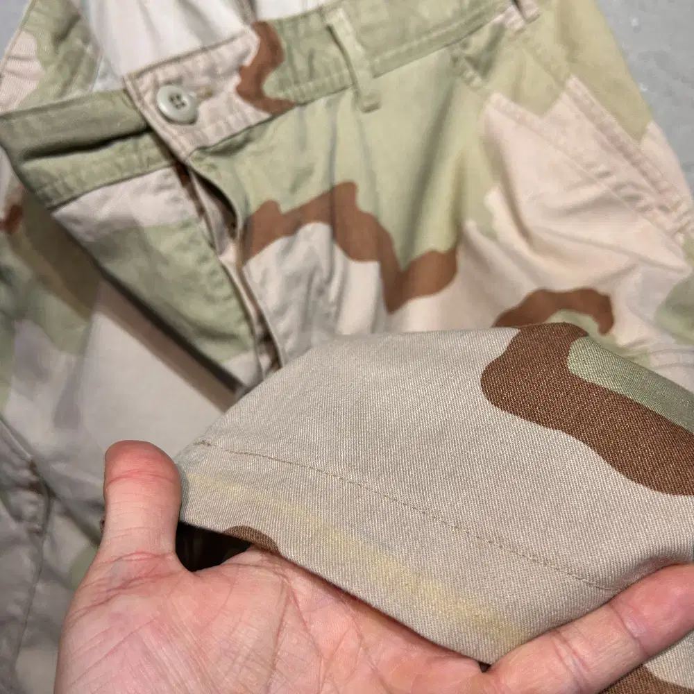 31~35in 90s DEADSTOCK US army Camo Short