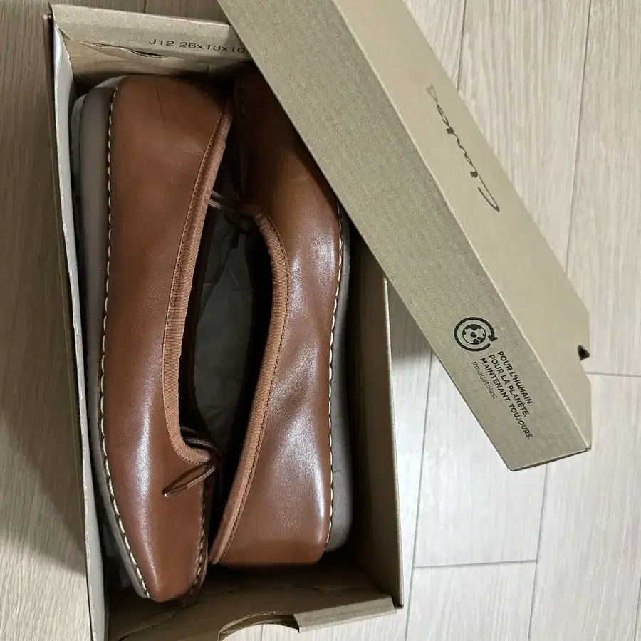 (CLARKS)클락스 플랫슈즈(발레리나슈즈)240