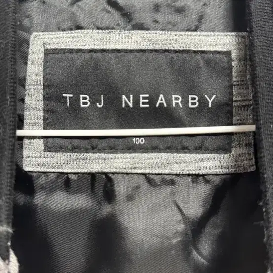 TBJ NEARBY 100점퍼 (클리닝완)