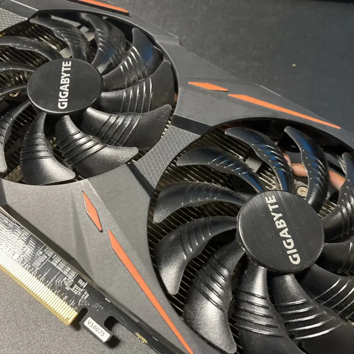 기가바이트 rx470 배송비 포함