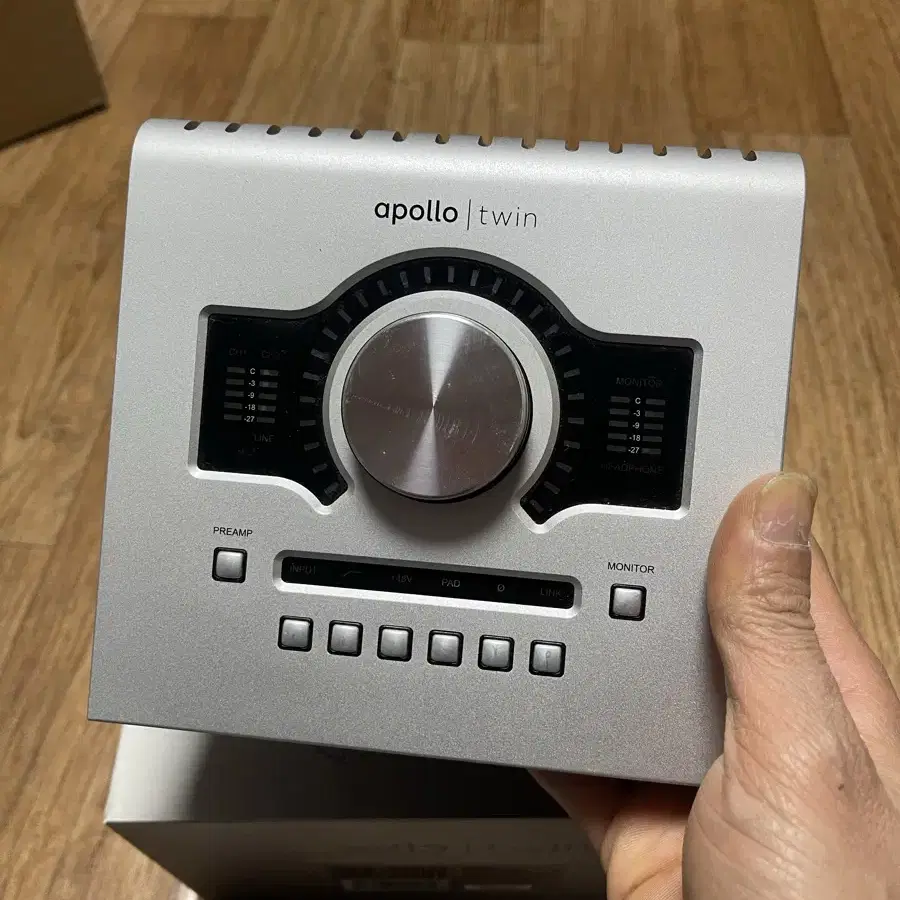 APOLLO TWIN 오디오 인터페이스 맥용 팝니다